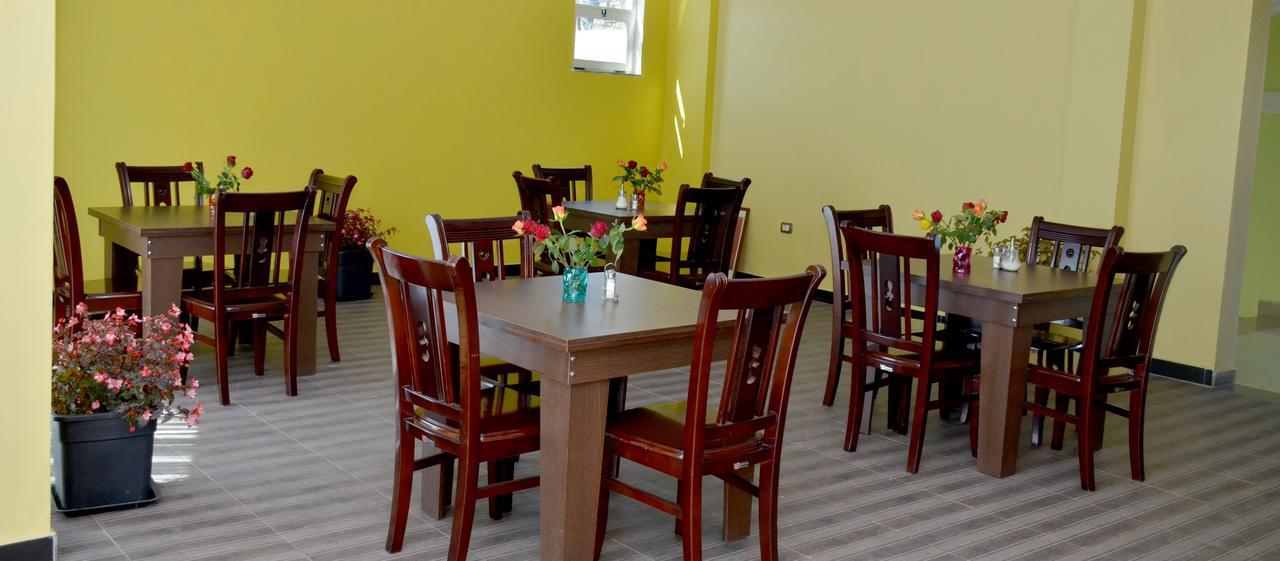 Melodie Hotel Адис Абеба Екстериор снимка