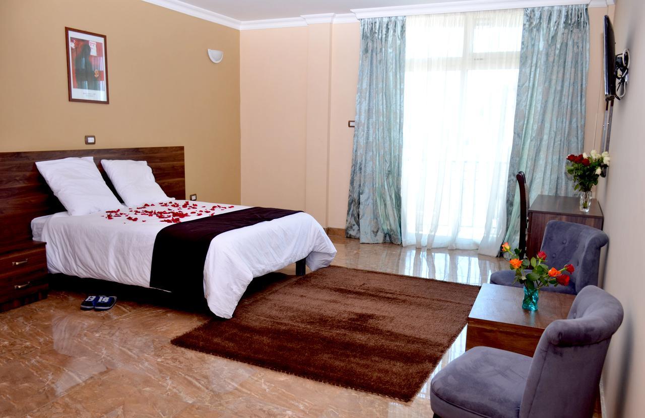 Melodie Hotel Адис Абеба Екстериор снимка