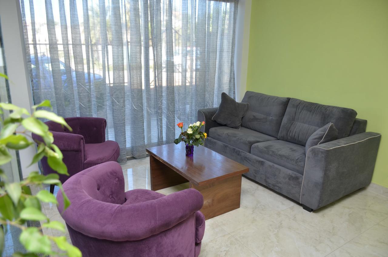 Melodie Hotel Адис Абеба Екстериор снимка