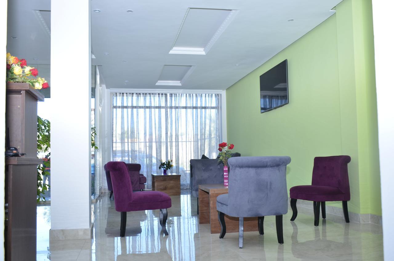 Melodie Hotel Адис Абеба Екстериор снимка