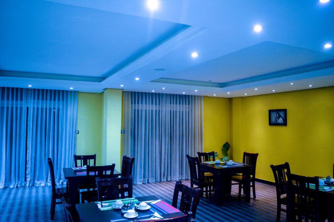 Melodie Hotel Адис Абеба Екстериор снимка
