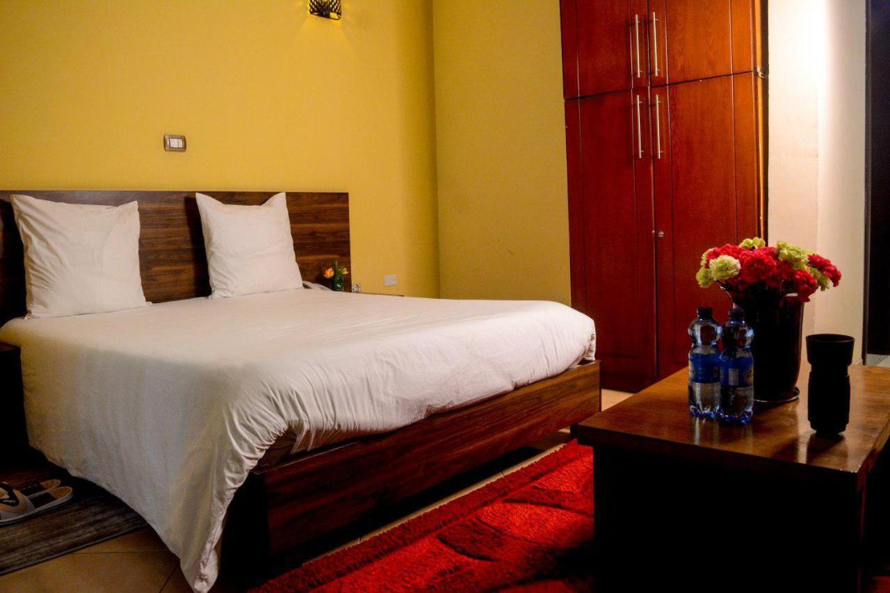 Melodie Hotel Адис Абеба Екстериор снимка